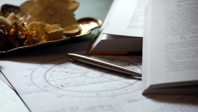 Хороскоп за 5 август: Лъвовете да действат активно, Раците ще ги посетят гости отдалече