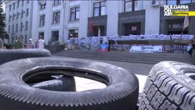 Порошенко призова Путин да спре нахлуването на наемници на украинска територия