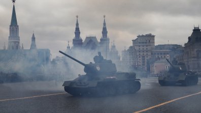 Русия прави "наложителна" стъпка за връщане на двугодишната военна служба 