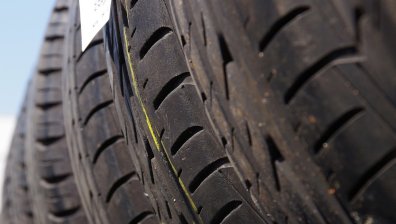 Защо е рисково да превозваме гуми в колата си