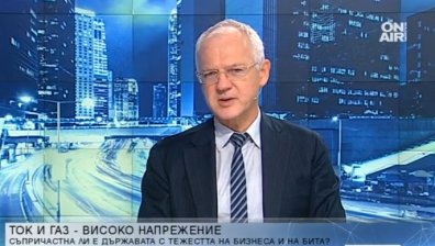 Велев: Ако енергетиката върне част от надвзетото, ще останат стотици милиони печалби