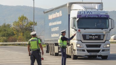 Ограничават движението по АМ "Тракия" в нощта срещу петък
