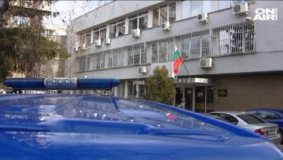Арестуваните за рекет столични полицаи обжалват мярката си