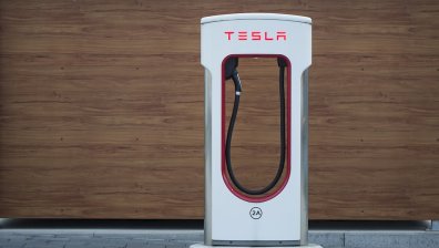 Tesla повиши цените си в Китай заради митата