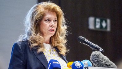 Президентът Йотова назначи новия състав на ЦИК
