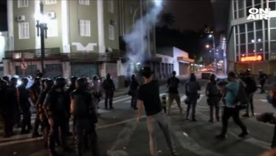 Започва гласуването за окончателната оставка на Дилма Русеф