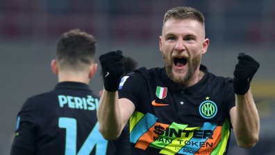 "Интер" отново е на върха в Серия "А" след здрава битка срещу "Лацио"