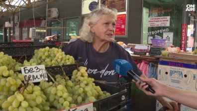 "Две праскови, пет кайсии...": Търговци отчитат по-малко клиенти на пазара след еврото (ВИДЕО)
