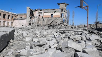 Русия търпи големи загуби в Украйна, но засилва артилерийския и ракетен обстрел