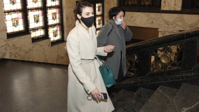 Началникът на кабинета Лена Бориславова на разпит в прокуратурата