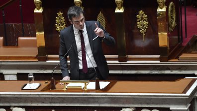Френският парламент обсъжда пенсионната реформа 