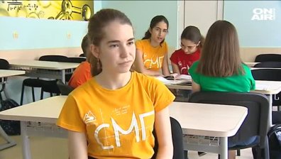 Какво е да бъдеш отличник: Разказ на учениците с максимален бал на матурите