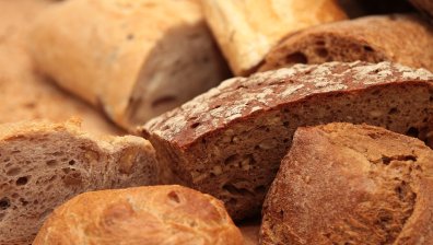 Нулево ДДС за хляба още половин година и 9% ДДС за ресторантьорите до края на 2024 г.