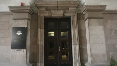 Главчев назначи нови заместник-министри на образованието и науката