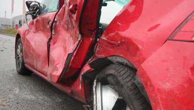 Жена съди съпруга си - убил в катастрофа баща ѝ