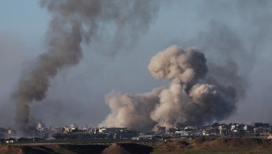 Израел удари цели в Газа, Нетаняху иска да продължи военната офанзива