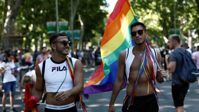 ЛГБТ закон: На Канарските острови вече могат да самоопределят пола си