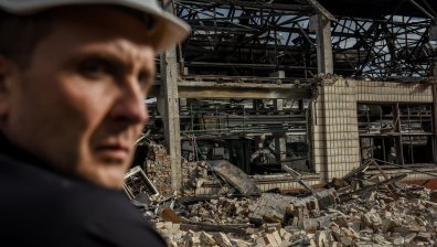 Украйна: Нашите сили са отблъснати от Северодонецк, Русия бомбардира