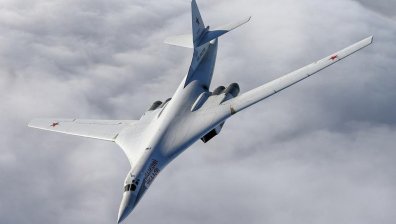 Бомбардировачът Ту-160 направи първия си полет сред ремонт и модернизация