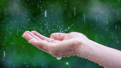 Времето днес: Облаци и дъжд, до дни и гръмотевици