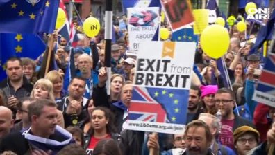 Протестиращи изпълниха улиците на Манчестър, недоволни от Brexit