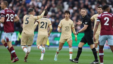 Феликс вкара дебютен гол, но "Челси" не победи и "Уест Хям"