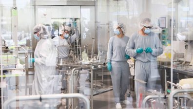 МЗ увери: Болниците ще се справят с новата Ковид вълна