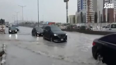 Поройни дъждове наводниха Дубай