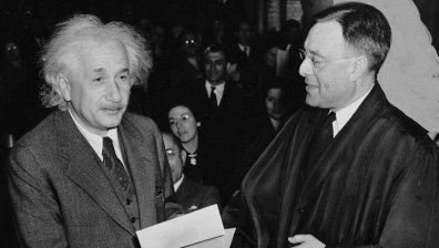 Писмо, написано от Айнщайн, бе продадено на търг за 1,2 млн. щатски долара