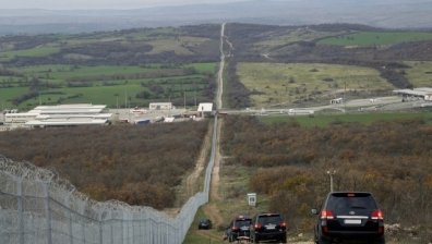 Спипаха 48 нелегални мигранти на българо-сръбската граница