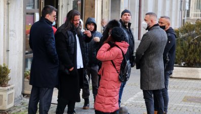 СЗБ и БАЗ: Ангелов води лична война със заведенията, а не с Ковид-19