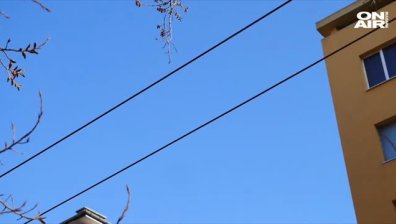 "Гирляндите" за телевизия и интернет ще продължават да си висят
