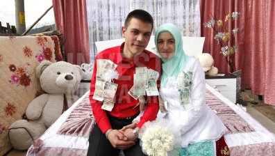 Неподправено, колоритно... Сватба в Рибново