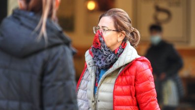 Кунчев: Маската се сменя на часове, но не съм забелязал да се сменя шал