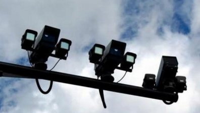 Премахват предупредителните знаци за камери на пътя
