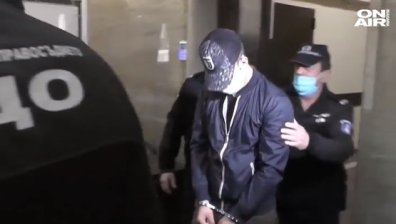 Оставиха в ареста капитана на "Vera Su" и помощника му, можело да се укрият