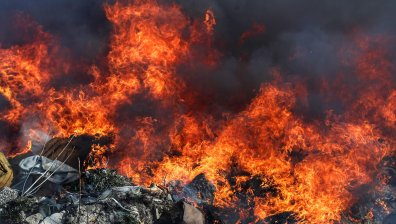 Загасиха 41 пожара за денонощието, жена е с изгаряния в Добричко