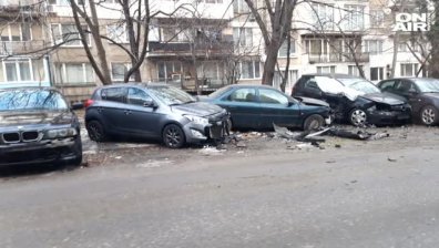 Столичната полиция издирва четирима за грабеж и побой