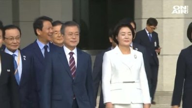 Лидерите на Северна и Южна Корея търсят решение за ядреното разоръжаване