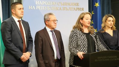 Деница Сачева: Минималната заплата ще бъде 620 евро