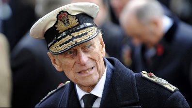 Принц Филип не е идеалният пациент, не обича да му се натяква, че е на възраст