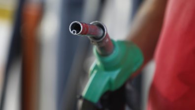 Над 45 200 българи поискаха компенсацията от 20 евро заради скъпите горива