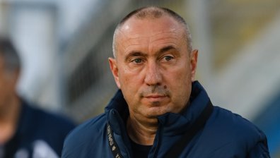 "Фиорентина" откупува вратар от "Левски"?