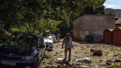 Украйна иска от лидерите на Г-7 повече оръжия и допълнителни санкции срещу Русия
