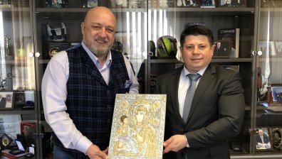 Министър Кралев се срещна с председателя на Българската федерация по бадминтон