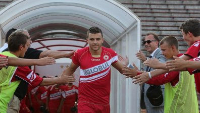 ЦСКА търгува Жуниор Мораес зад гърба му