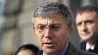 Мустафа Карадайъ: Няма да спрем обедняването с таван на цените