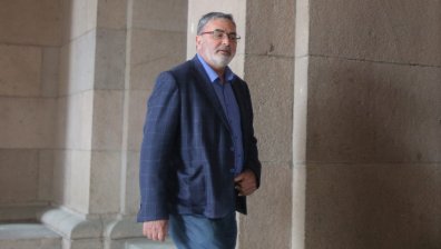 Доц. Кунчев: Нещо става с този вирус, може да стигнем до крайни мерки
