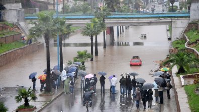 Повече от 20 души са загинали при наводнения в Мароко