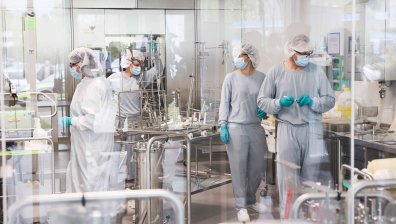 Напълно ваксинираните и прекаралите Ковид-19 в Германия - без вечерен час